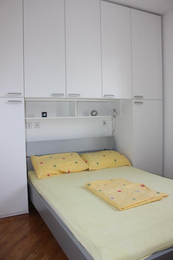 Apartments Jtv Simuni Колан Екстер'єр фото