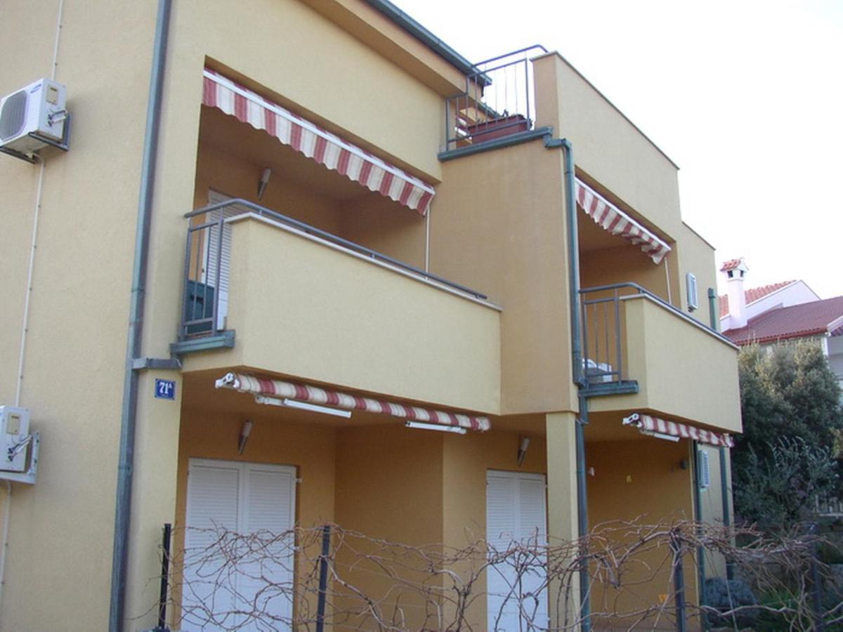 Apartments Jtv Simuni Колан Екстер'єр фото